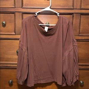 Brown long sleeve flowy top from Buckle